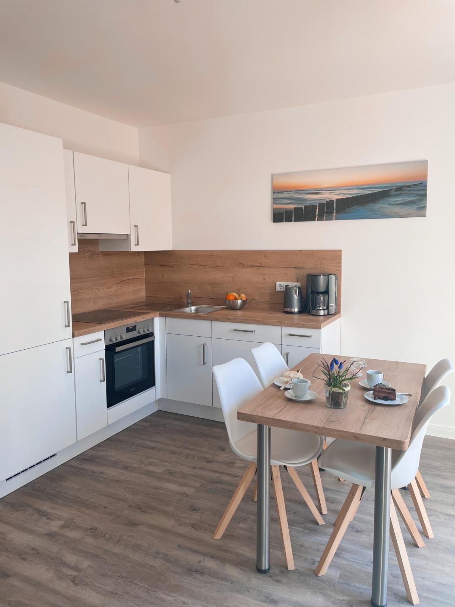 Haus Urvasi Appartement Lübeck Buitenkant foto