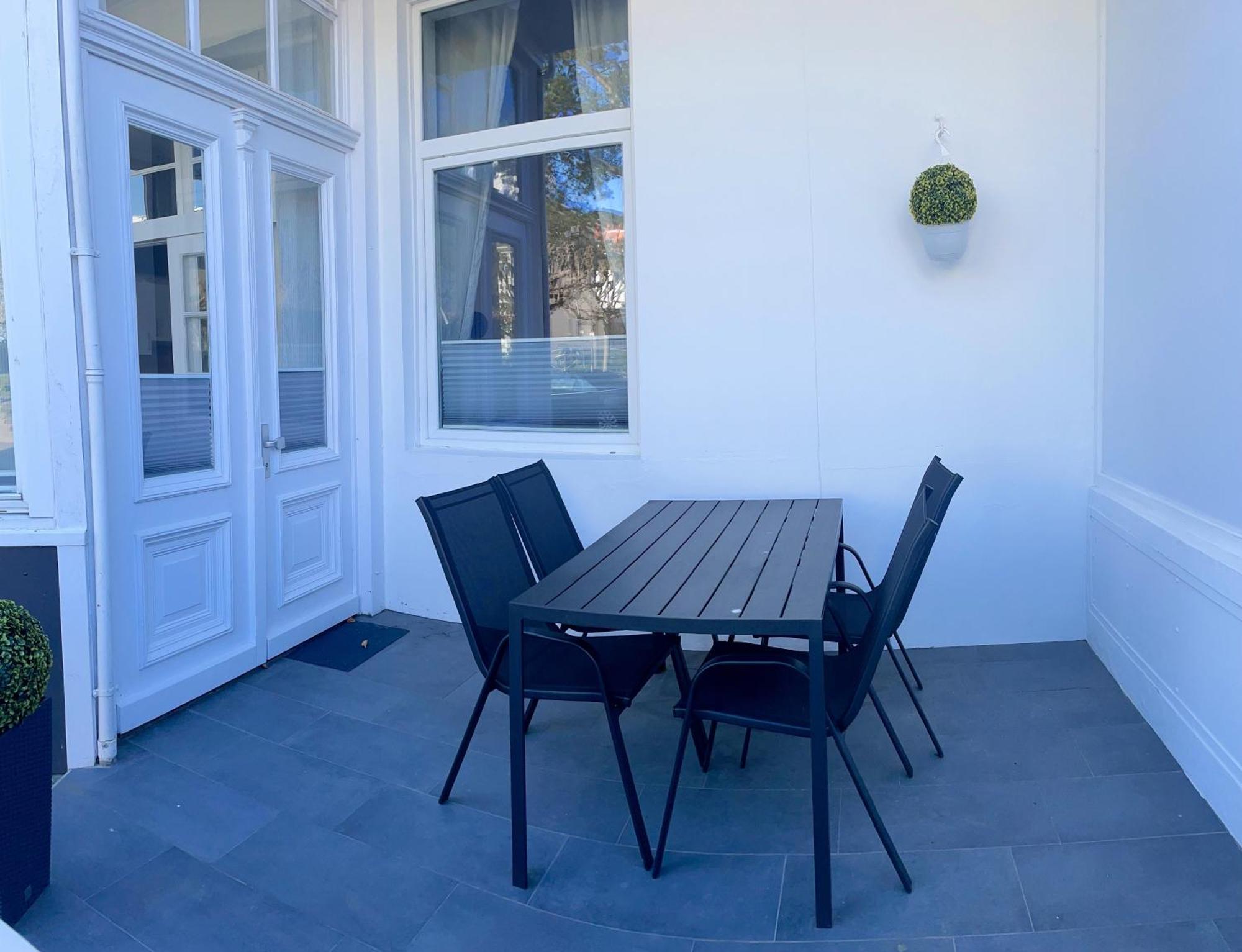 Haus Urvasi Appartement Lübeck Buitenkant foto
