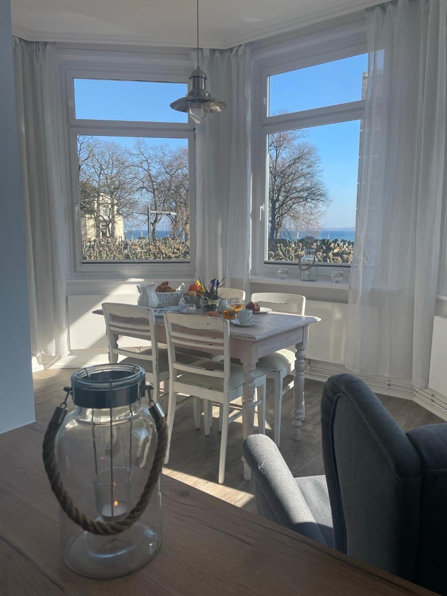 Haus Urvasi Appartement Lübeck Kamer foto